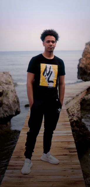 Model - Airflexx bigcock