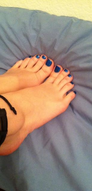 Model - Aurora Green 2