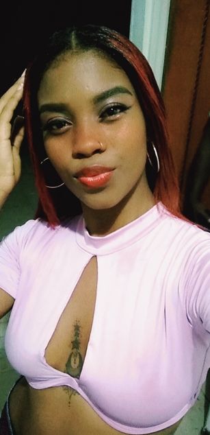 Model - GiannaChocolat curvy