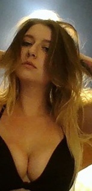 Model - Layla Lush fetish