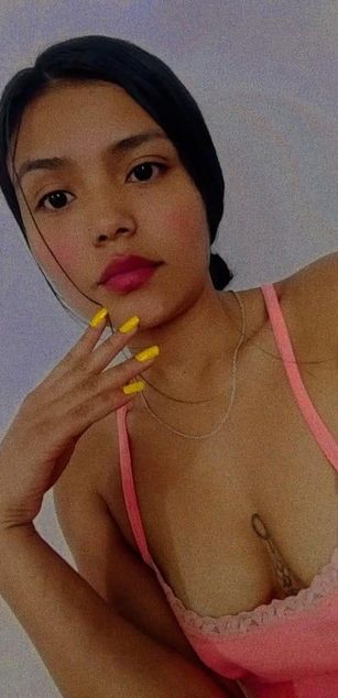 Model - Melanie Rodriguez sensual