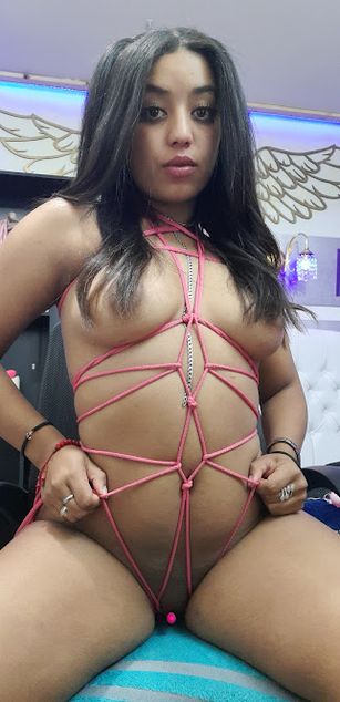 Model - miss_madie99 deepthroat