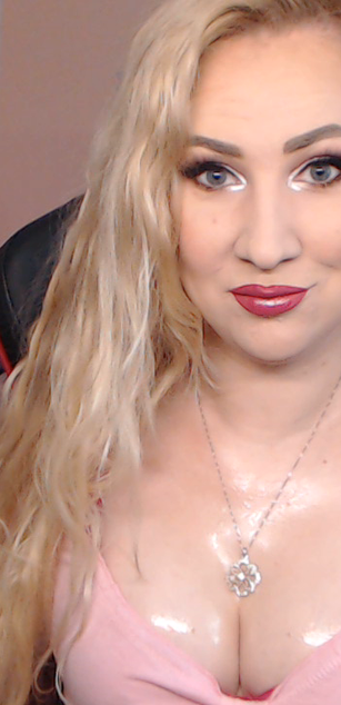 Model - Miss Lexy Gold fetish