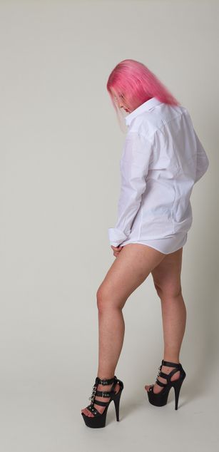 Model - Olisunny curvy