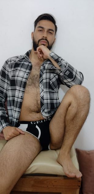 Model - Leo and anto striptease