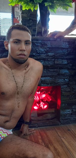 Model - luc_and_mathy ass