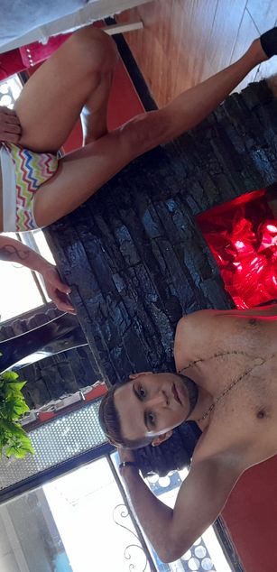 Model - luc_and_mathy ass