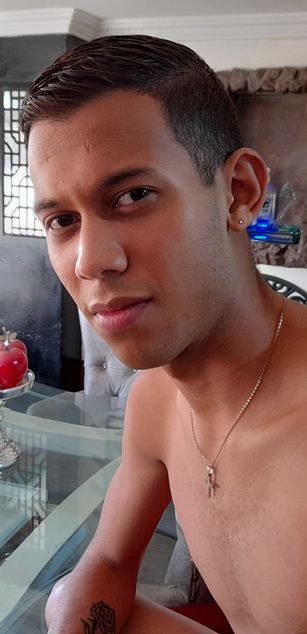 Model - luc_and_mathy ass