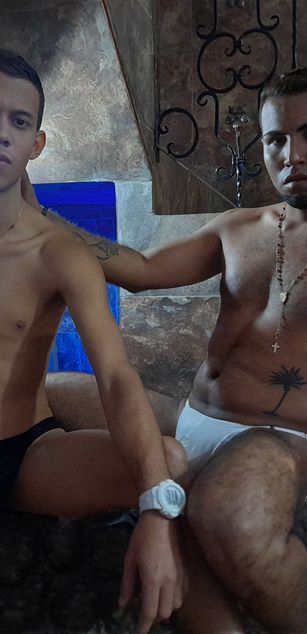 Model - luc_and_mathy ass