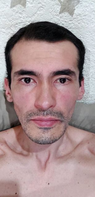 Model - rorrospace30 complaciente