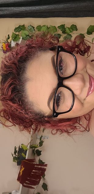 Model - Lau Lee bigtits