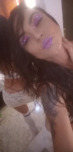 Model - estrelladelmar curvy