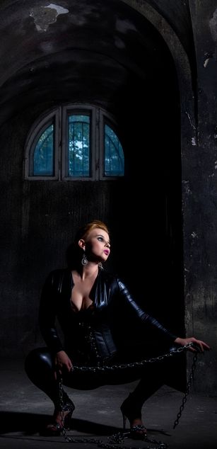 Model - D3vilKali666 fetish