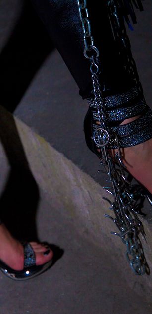 Model - D3vilKali666 fetish