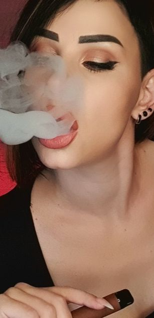 Model - AnnaLu heels