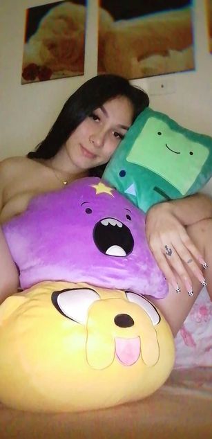 Model - Cloe whitex bigtits