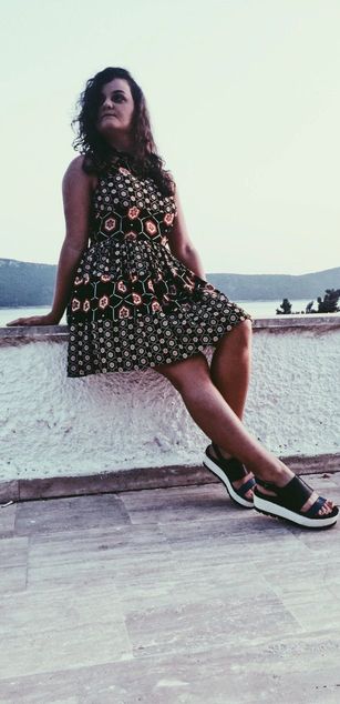 Model - Eva Cherry bigtits