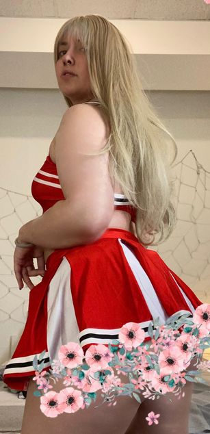 Model - santyLisa curvy