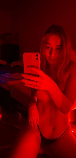 Model - Wellisimpa sexy