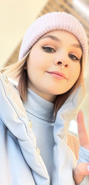 Model - Roza deepthroat