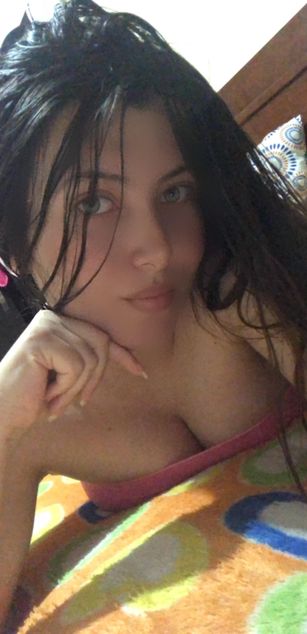 Model - Lunaaa rubia