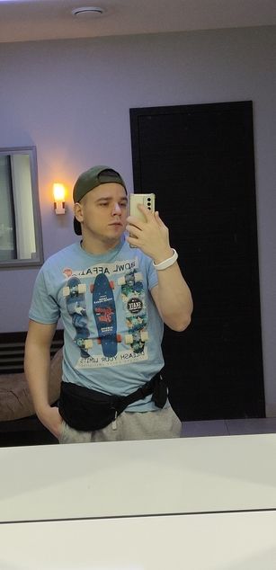 Model - Quietcody horny