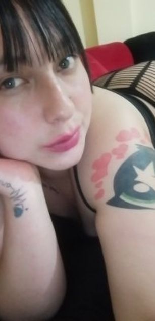 Model - AngelyDirtySquirt deepthroat