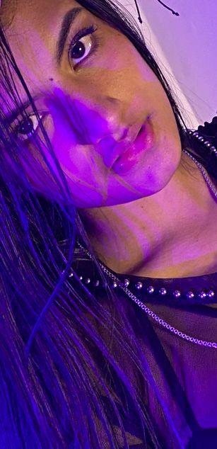 Model - ISABEL DOLL ass