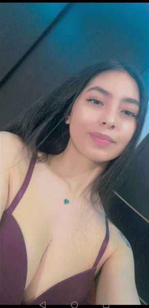 Model - Nathalie rose ass