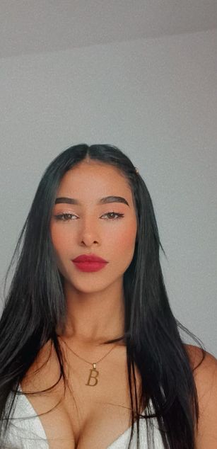 Model - AriadnaRousee squirt