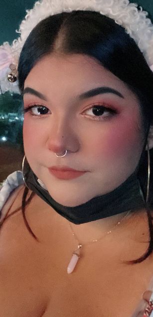 Model - zaphyre latina