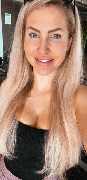 Model - Fitness-Maus boobs