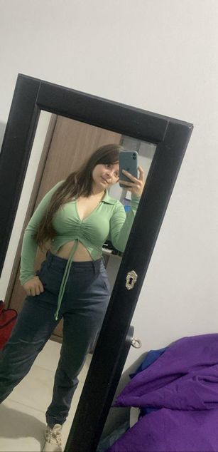 Model - Violette Keys blowjob