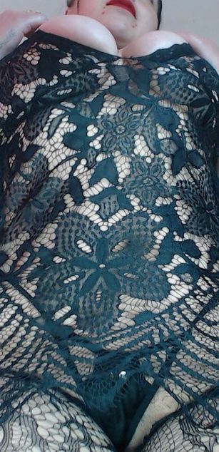 Model - AngelyDirtySquirt deepthroat