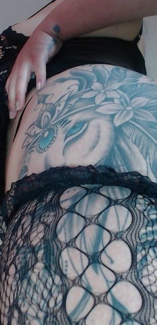 Model - AngelyDirtySquirt deepthroat