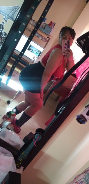 Model - AngelyDirtySquirt deepthroat