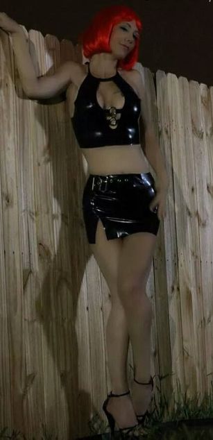 Model - Scarlet Essex roleplay