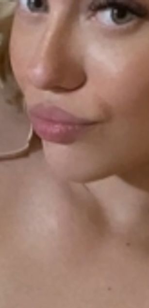 Model - Goddess longlegs