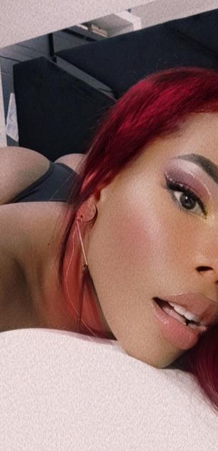 Model - Ashanty D.Brown pussy