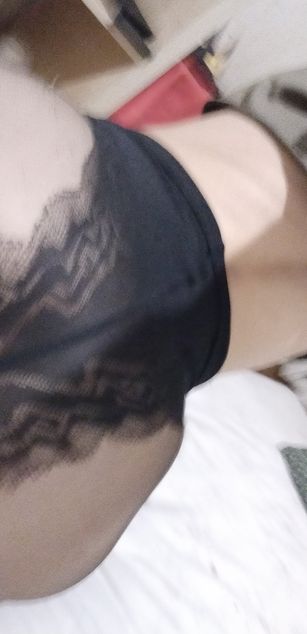 Model - Tenadoll cumshot