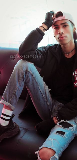 Model - Andrew Chaotic deepthroat