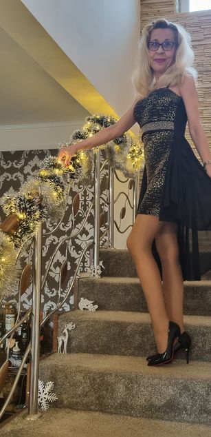 Model - NaughtySofia heels