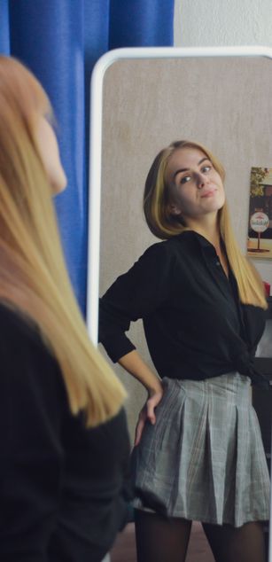 Model - Alice_Dias Blonde