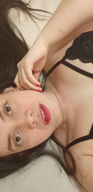 Model - Madison Rogers bigtits