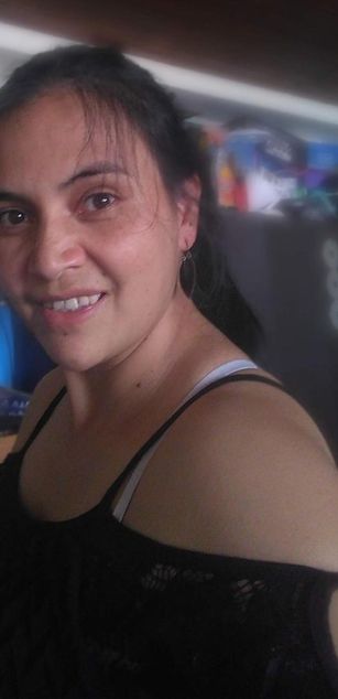 Model - Sweet_Pretty smart