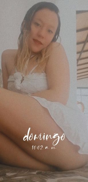 Model - Tamy Paris blowjob