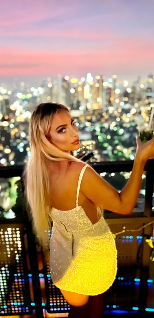 Model - Missy_matrix dirtytalk