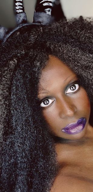 Model - Roxiiee taboo