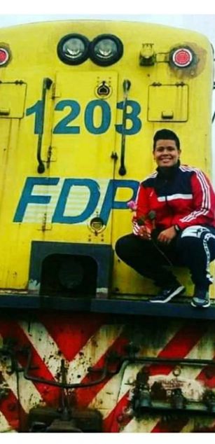 Model - Joel_Salazar bigtits