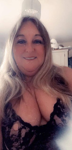 Model - Cutewelshmelody sexy